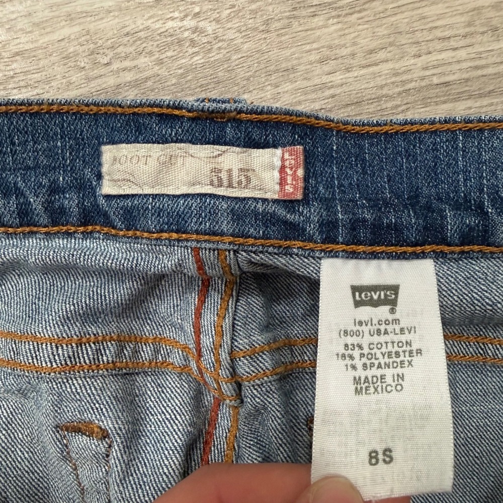 Levis 515 Boot Cut Jeans Womens 8S Medium Wash Denim Mid Rise Blue Pants - Picture 2 of 12